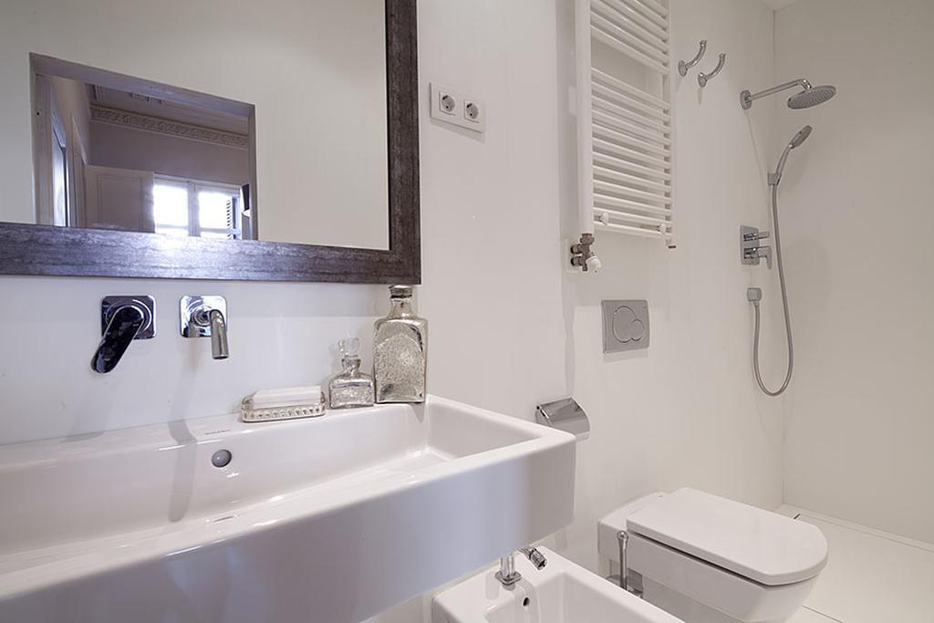 Apartamento Rentals - Rambla De Catalunya Center